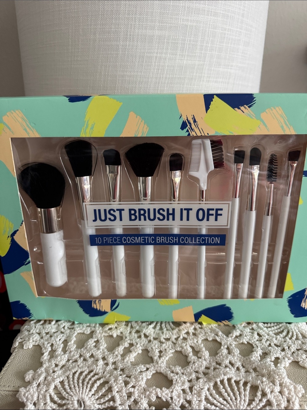 10-Piece White Handle Cosmetic Brush Set - "Just Brush It Off"